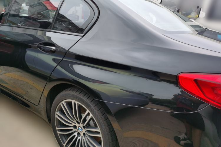 Used BMW 5 Series 2019 530Li Leading Model M Sport Package Rear Left 45 Deg