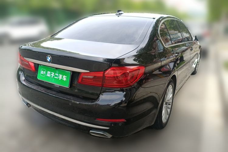 Used BMW 5 Series 2019 525Li Luxury Package Rear Right 45 Deg
