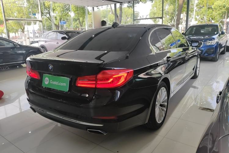 Used BMW 5 Series 2019 Facelifted 525Li Luxury Package Rear Right 45 Deg