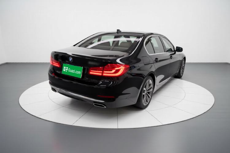 Used BMW 5 Series 2019 Facelifted 530Li Luxury Edition Premium Package Rear Right 45 Deg