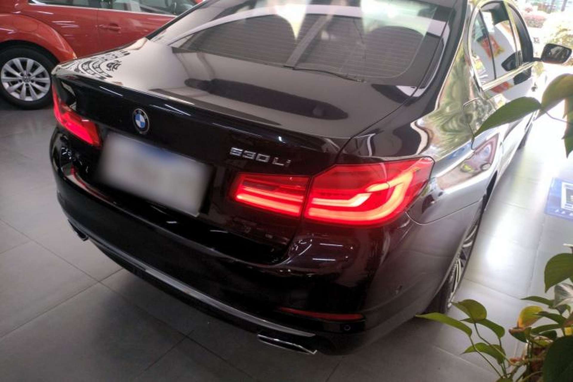 Used BMW 5 Series 2019 Facelifted 530Li Luxury Edition Premium Package Rear Right 45 Deg