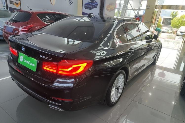 Used BMW 5 Series 2019 Facelifted 530Li Luxury Edition Premium Package Rear Right 45 Deg