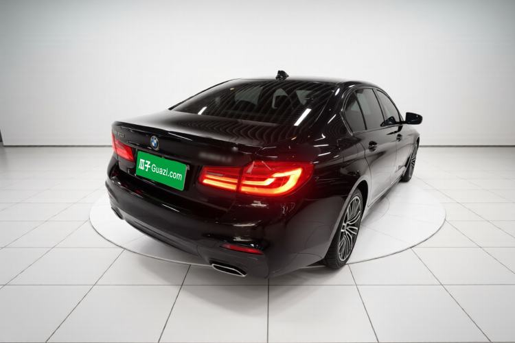 Used BMW 5 Series 2019 530Li Leading Model M Sport Package Rear Right 45 Deg