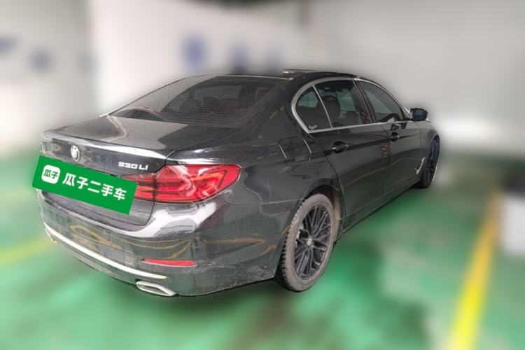 Used BMW 5 Series 2019 530Li Leading Model Luxury Package Rear Right 45 Deg