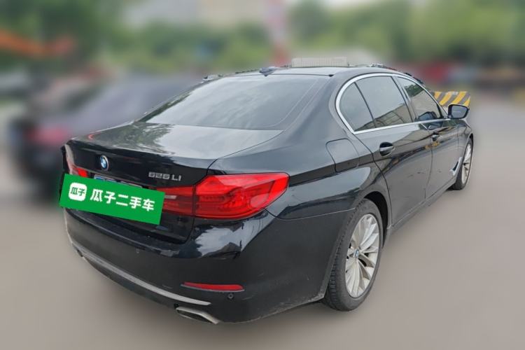 Used BMW 5 Series 2019 Facelifted 525Li Luxury Package Rear Right 45 Deg