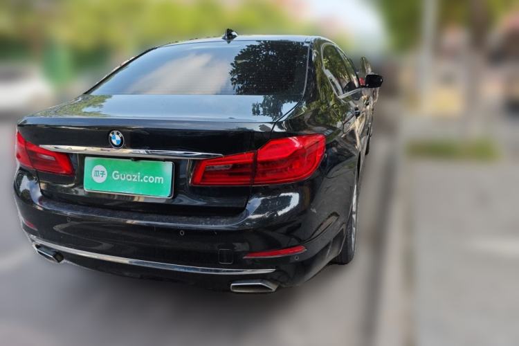 Used BMW 5 Series 2019 525Li Luxury Package Rear Right 45 Deg