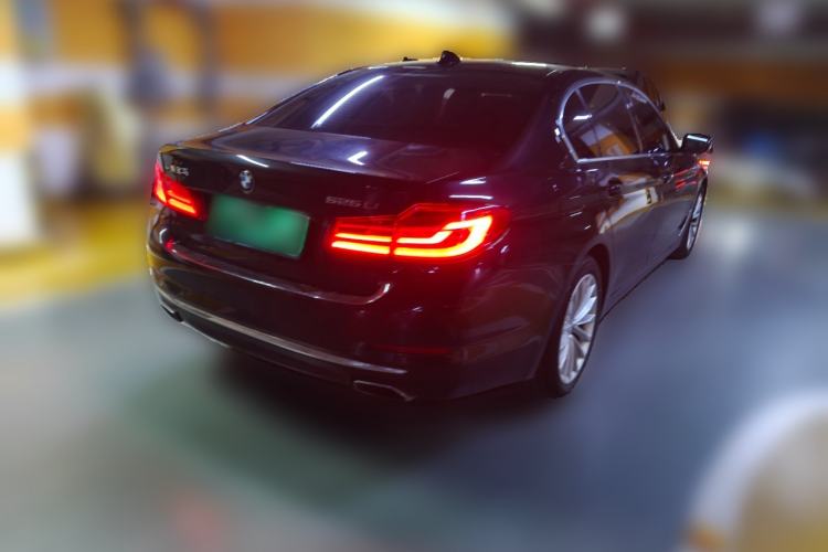 Used BMW 5 Series 2019 Facelifted 525Li Luxury Package Rear Right 45 Deg