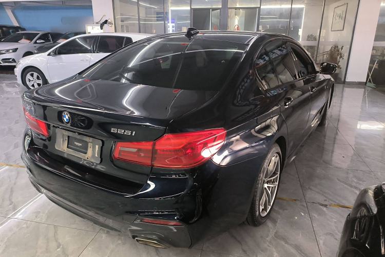 Used BMW 5 Series 2019 525i M Sport Package Rear Right 45 Deg