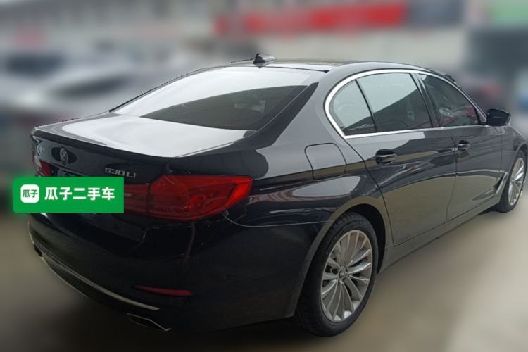 Used BMW 5 Series 2019 Facelifted 530Li Luxury Edition Premium Package Rear Right 45 Deg