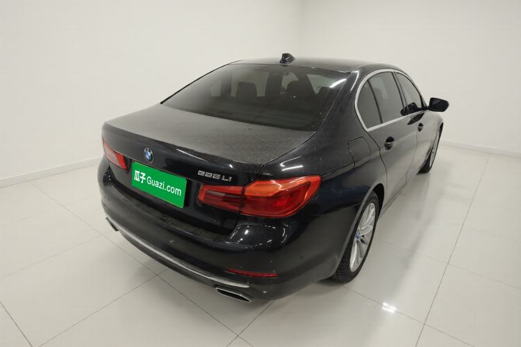 Used BMW 5 Series 2019 Facelifted 525Li Luxury Package Rear Right 45 Deg