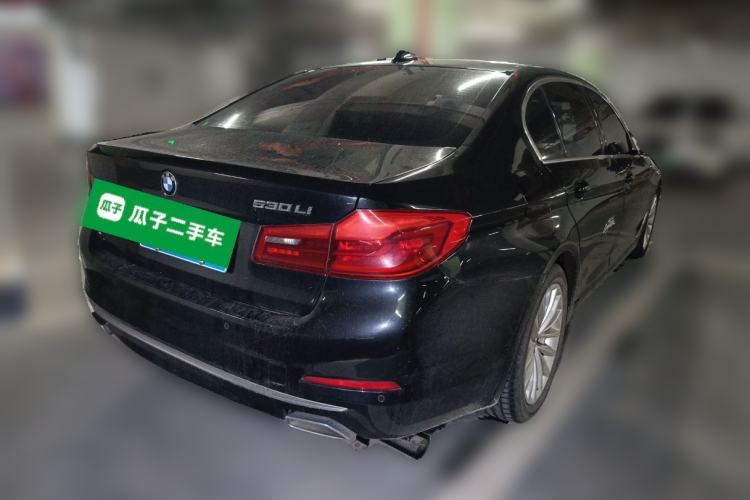 Used BMW 5 Series 2019 Facelifted 530Li Leading Edition Luxury Package Rear Right 45 Deg