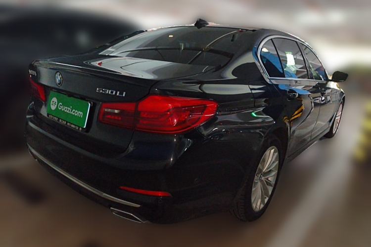 Used BMW 5 Series 2019 Facelifted 530Li Leading Edition Luxury Package Rear Right 45 Deg