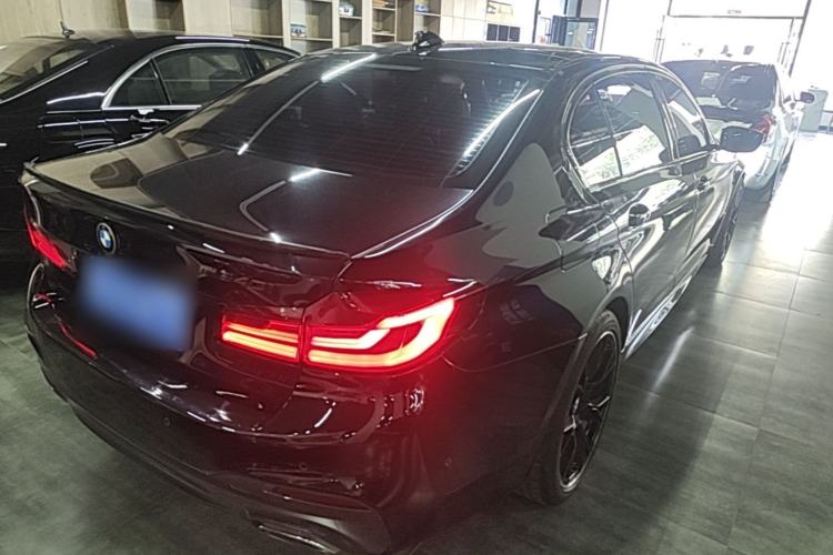 Used BMW 5 Series 2019 Restyled 530Li Luxury Edition M Sport Package Rear Right 45 Deg