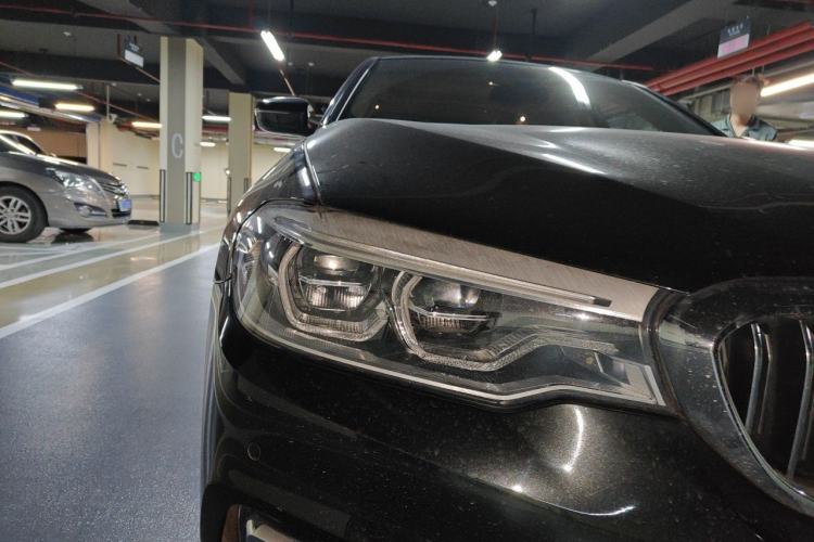 Used BMW 5 Series 2019 Facelifted 530Li Luxury Edition Premium Package Right Front Headlight