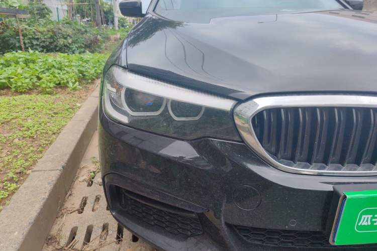 Used BMW 5 Series 2019 525i M Sport Package Right Front Headlight