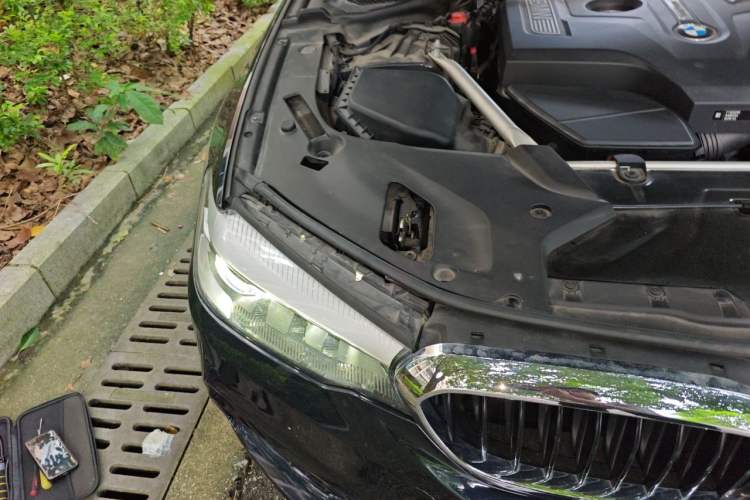 Used BMW 5 Series 2019 525i M Sport Package Right Front Headlight