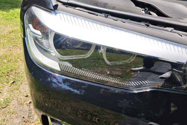 Used BMW 5 Series 2019 525Li Luxury Package Right Front Headlight