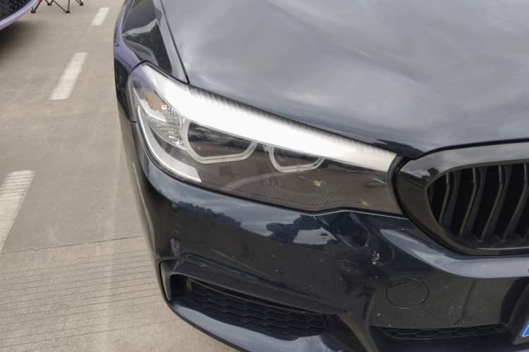Used BMW 5 Series 2019 525i M Sport Package Right Front Headlight