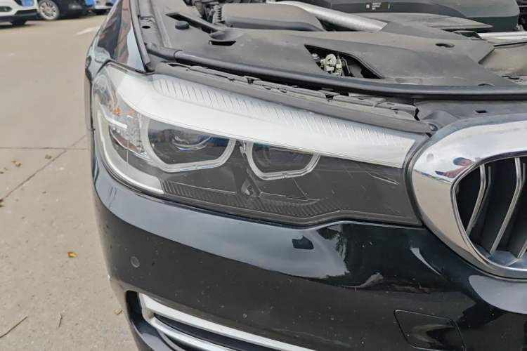 Used BMW 5 Series 2019 Facelifted 525Li Luxury Package Right Front Headlight