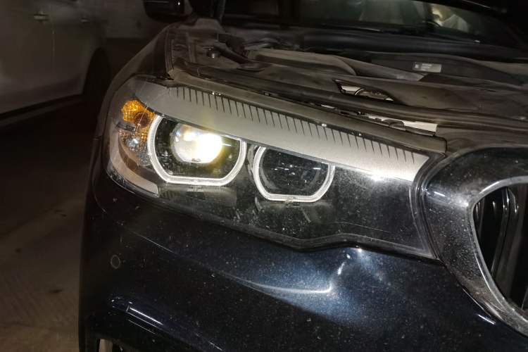 Used BMW 5 Series 2019 525Li M Sport Package Right Front Headlight