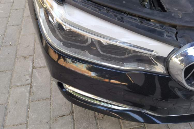 Used BMW 5 Series 2019 530Li xDrive Luxury Package Right Front Headlight