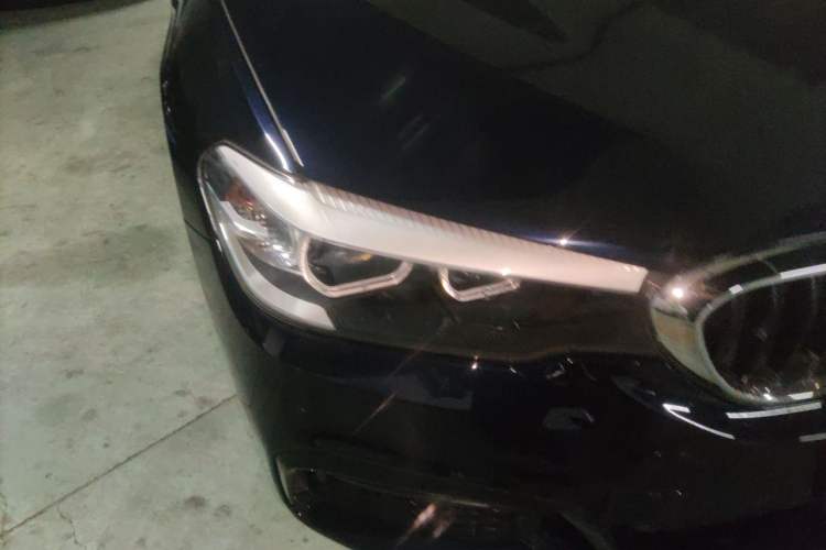 Used BMW 5 Series 2019 525Li M Sport Package Right Front Headlight