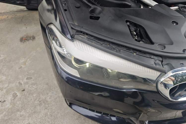 Used BMW 5 Series 2019 530Li xDrive M Sport Package Right Front Headlight