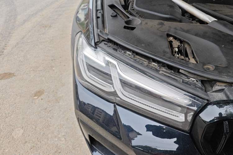 Used BMW 5 Series 2019 525Li M Sport Package Right Front Headlight
