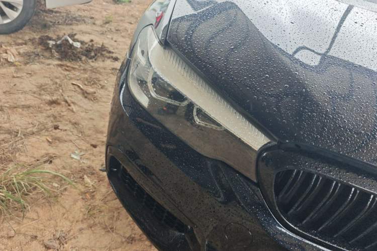 Used BMW 5 Series 2019 530Li Leading Model M Sport Package Right Front Headlight