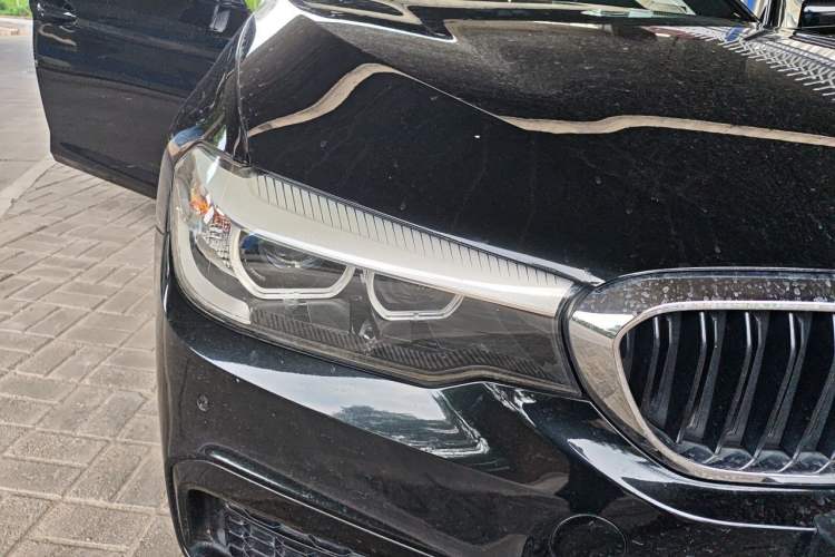 Used BMW 5 Series 2019 Facelifted 530Li xDrive M Sport Package Right Front Headlight