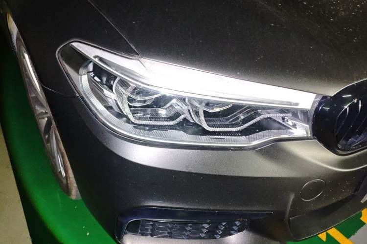 Used BMW 5 Series 2019 Facelifted 530i M Sport Package Right Front Headlight