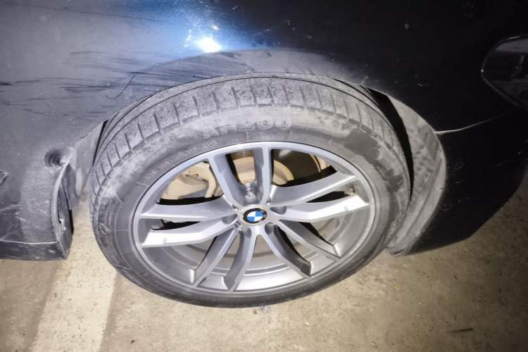 Used BMW 5 Series 2019 525Li M Sport Package Right Front Wheel Hub