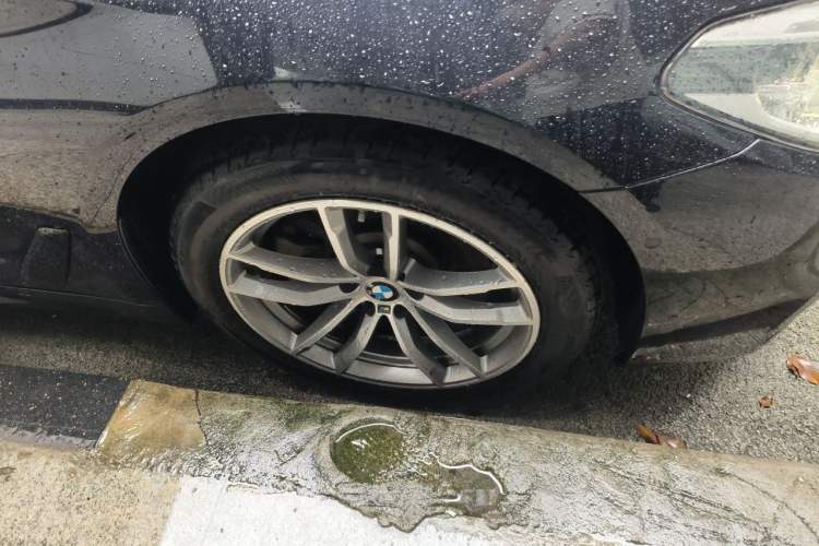 Used BMW 5 Series 2019 Restyled 525Li M Sport Package Right Front Wheel Hub