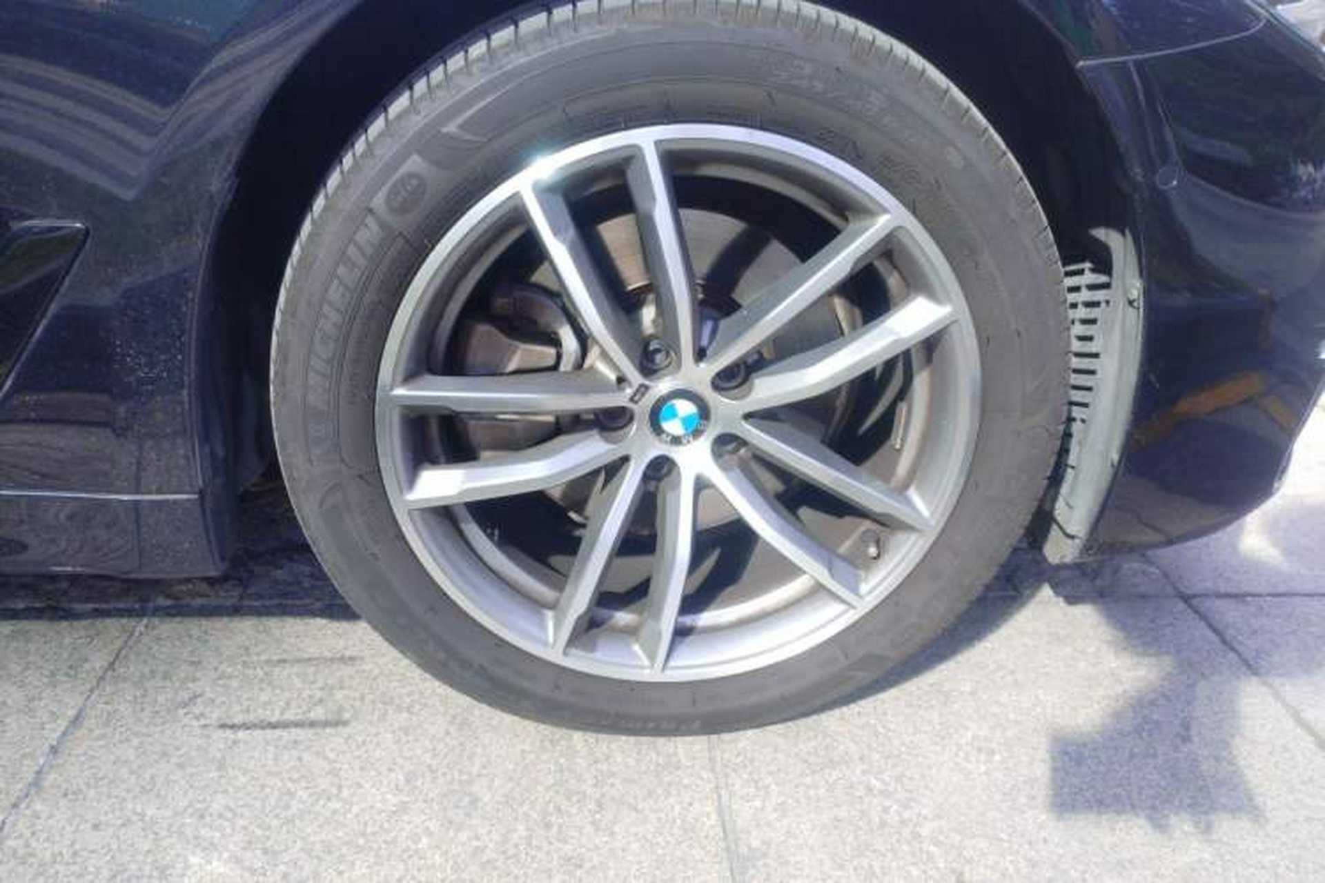 Used BMW 5 Series 2019 525Li M Sport Package Right Front Wheel Hub