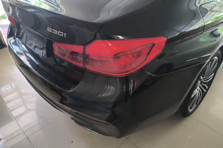 Used BMW 5 Series 2019 530i M Sport Package Right Rear Taillight