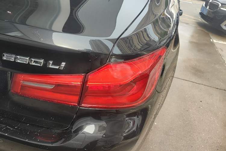 Used BMW 5 Series 2019 Facelifted 530Li Luxury Edition Premium Package Right Rear Taillight