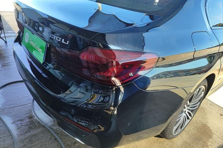 Used BMW 5 Series 2019 530Li Leading Model M Sport Package Right Rear Taillight