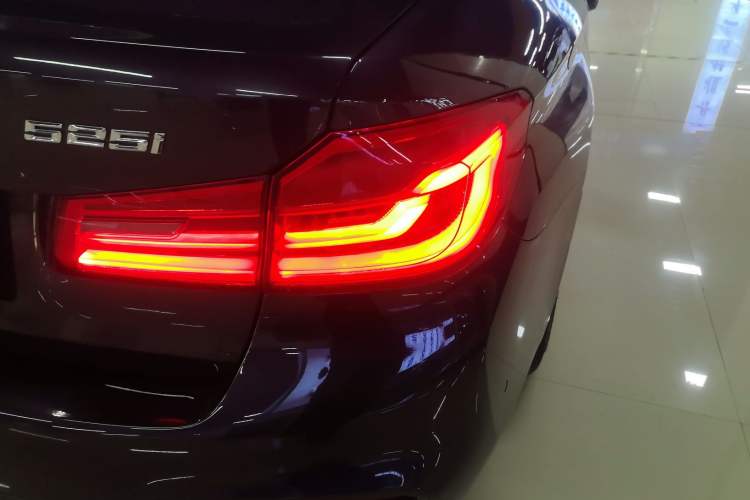 Used BMW 5 Series 2019 Restyled 525i M Sport Package Right Rear Taillight