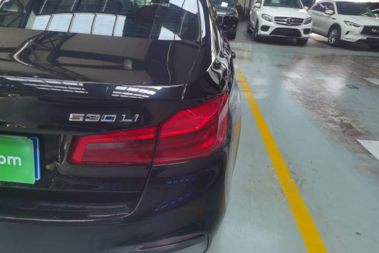 Used BMW 5 Series 2019 530Li Leading Model M Sport Package Right Rear Taillight