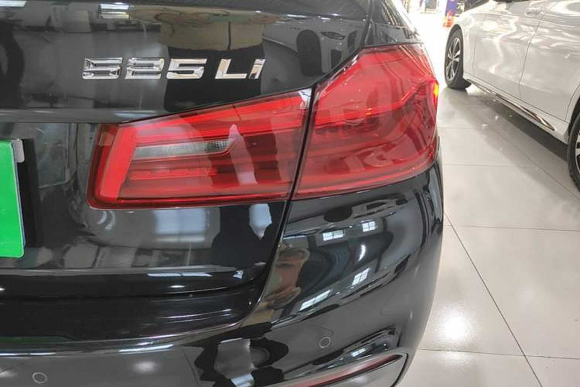 Used BMW 5 Series 2019 Restyled 525Li M Sport Package Right Rear Taillight
