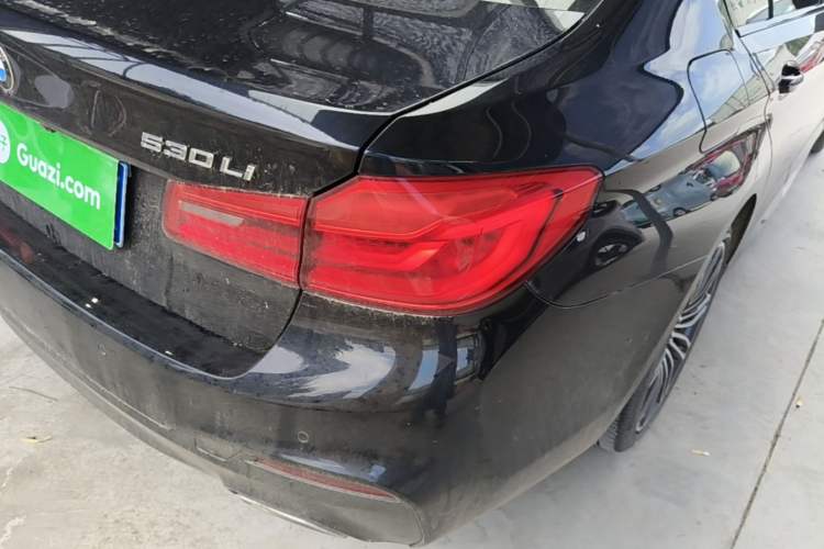 Used BMW 5 Series 2019 530Li Leading Model M Sport Package Right Rear Taillight