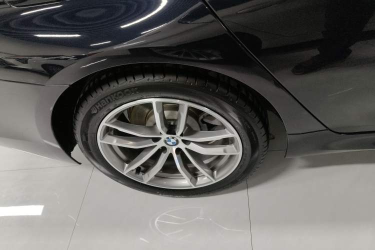 Used BMW 5 Series 2019 525Li M Sport Package Right Rear Wheel Hub