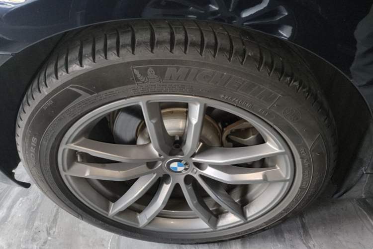 Used BMW 5 Series 2019 Restyled 525i M Sport Package Right Rear Wheel Hub