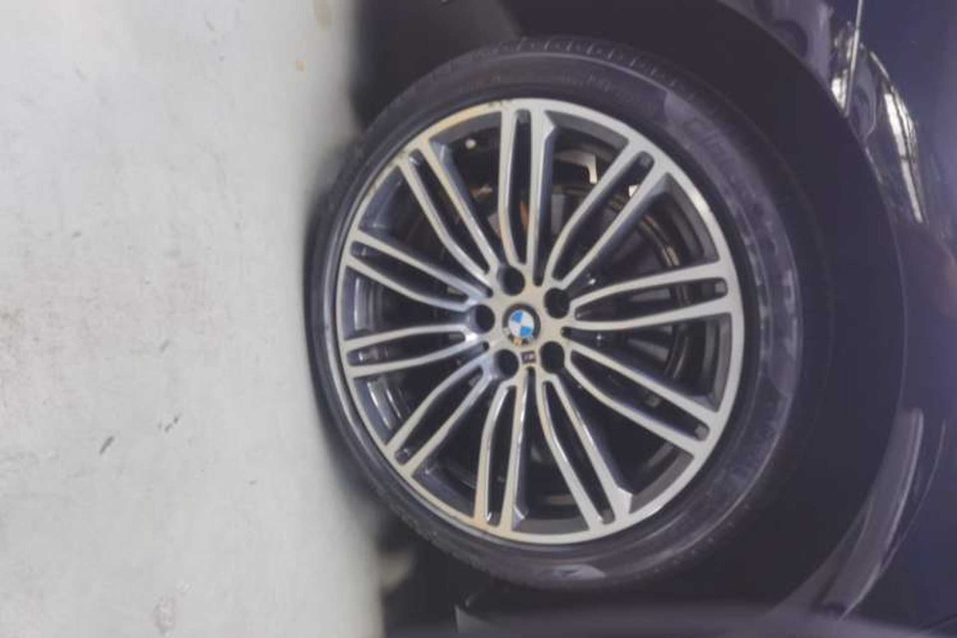 Used BMW 5 Series 2019 530Li Leading Model M Sport Package Right Rear Wheel Hub