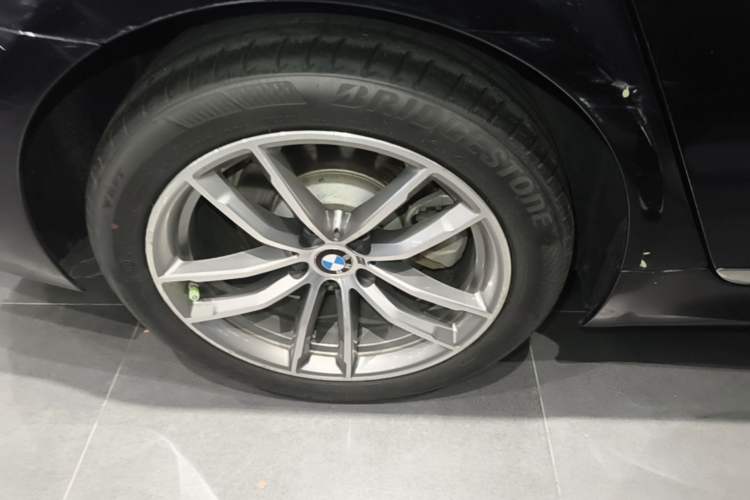 Used BMW 5 Series 2019 Restyled 525Li M Sport Package Right Rear Wheel Hub