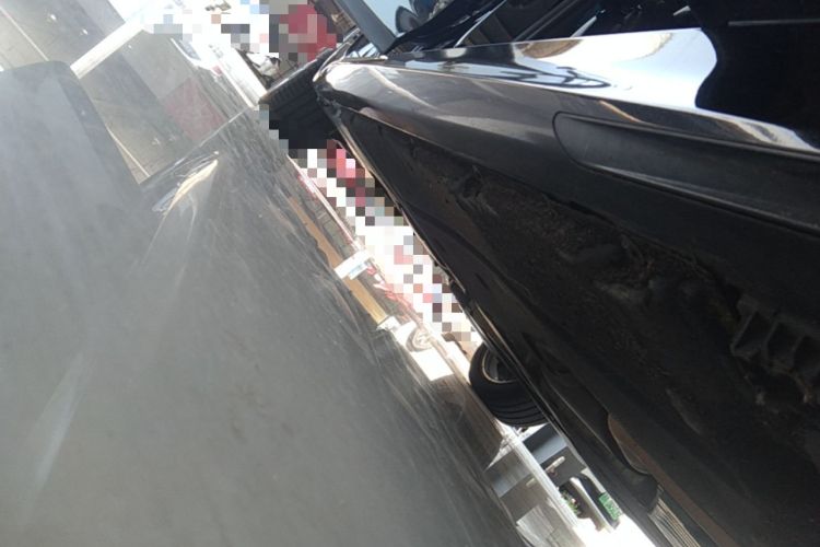 Used BMW 5 Series 2019 525Li M Sport Package Right Side Sill