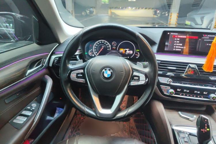 Used BMW 5 Series 2019 Facelifted 530Li Leading Edition Luxury Package Steering Wheel