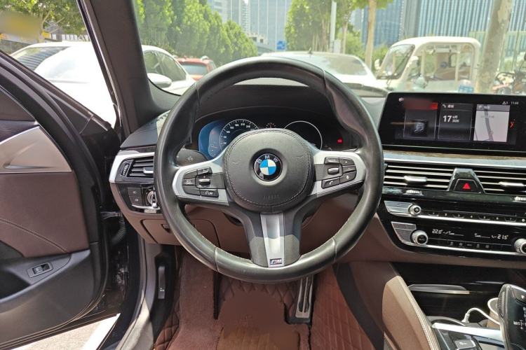 Used BMW 5 Series 2019 525Li M Sport Package Steering Wheel
