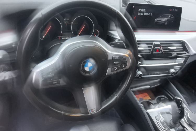 Used BMW 5 Series 2019 525i M Sport Package Steering Wheel