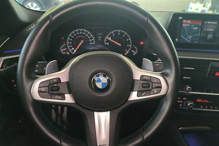 Used BMW 5 Series 2019 530i M Sport Package Steering Wheel